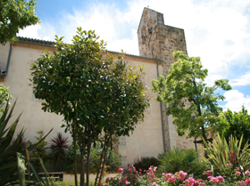eglise facade.jpg